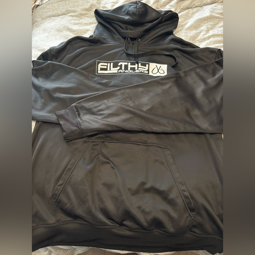 Filthy Anglers Men’s Black Beer Cozy Hoodie